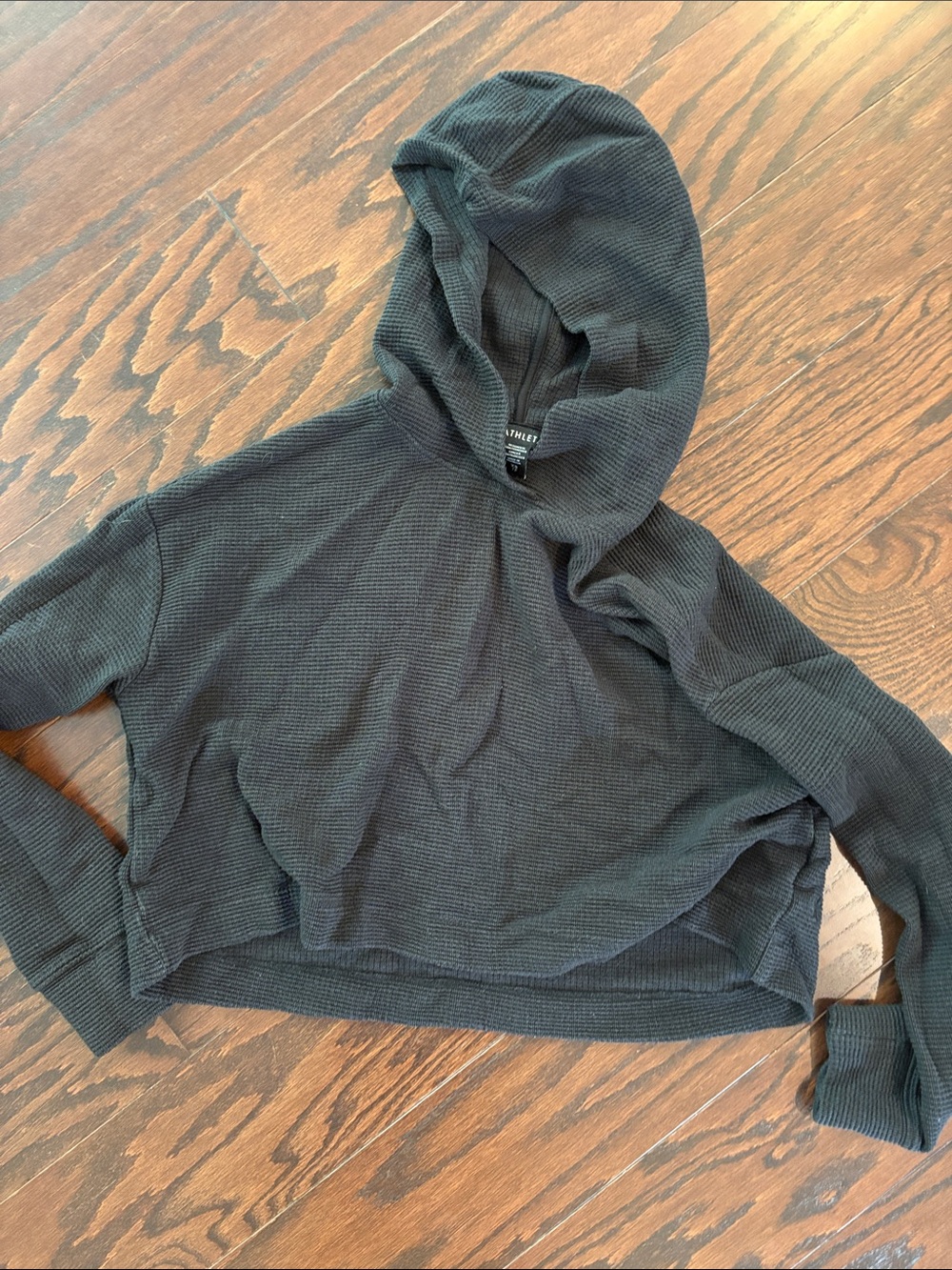 Athleta Cropped Waffle Hooded Pullover in Dark Gray